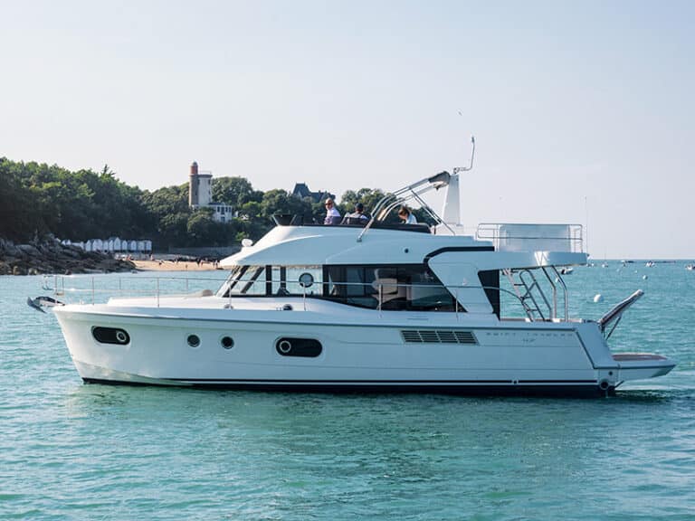 BENETAU SWIFT TRAWLER 47