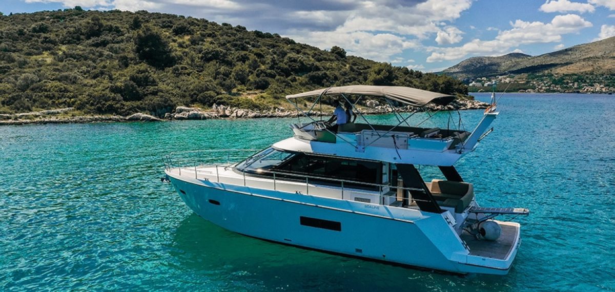 Sealine F450 Fly