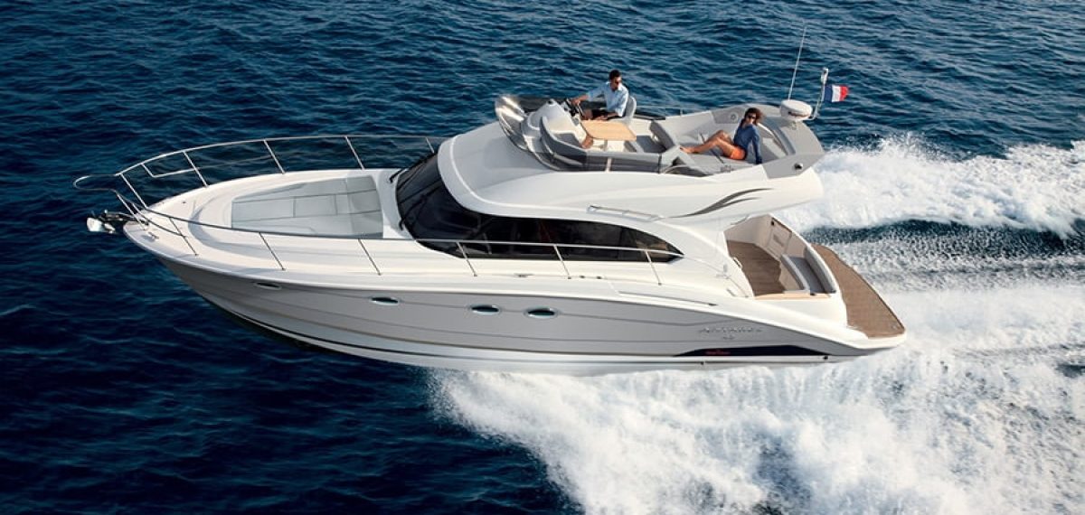 BENETEAU ANTARES 42 FLY