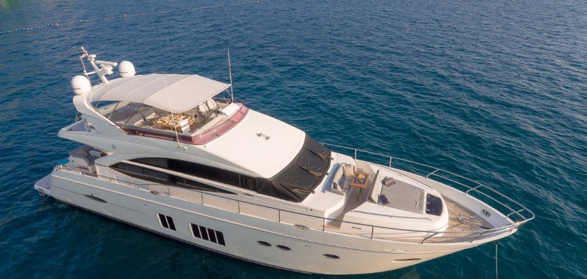 72 Flybridge