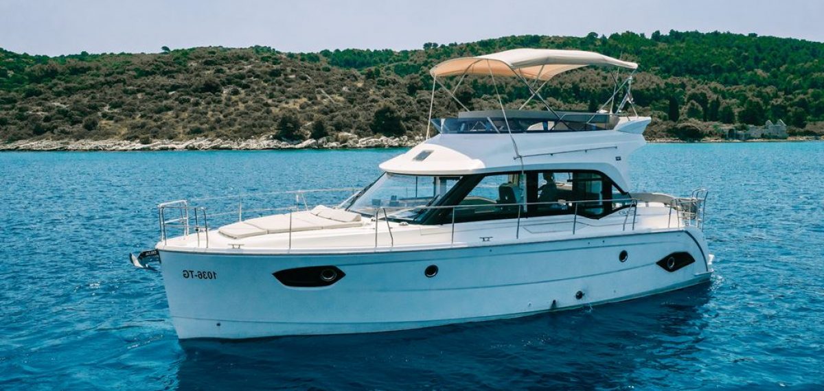Bavaria E 40 Fly