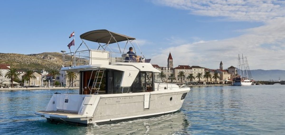 Beneteau Swift Trawler 30