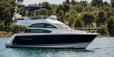 Fairline Squadron 42
