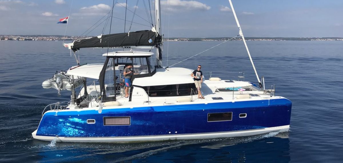 Lagoon 42