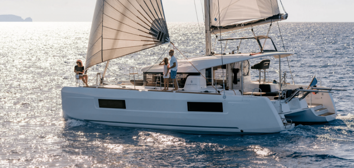 Lagoon 40
