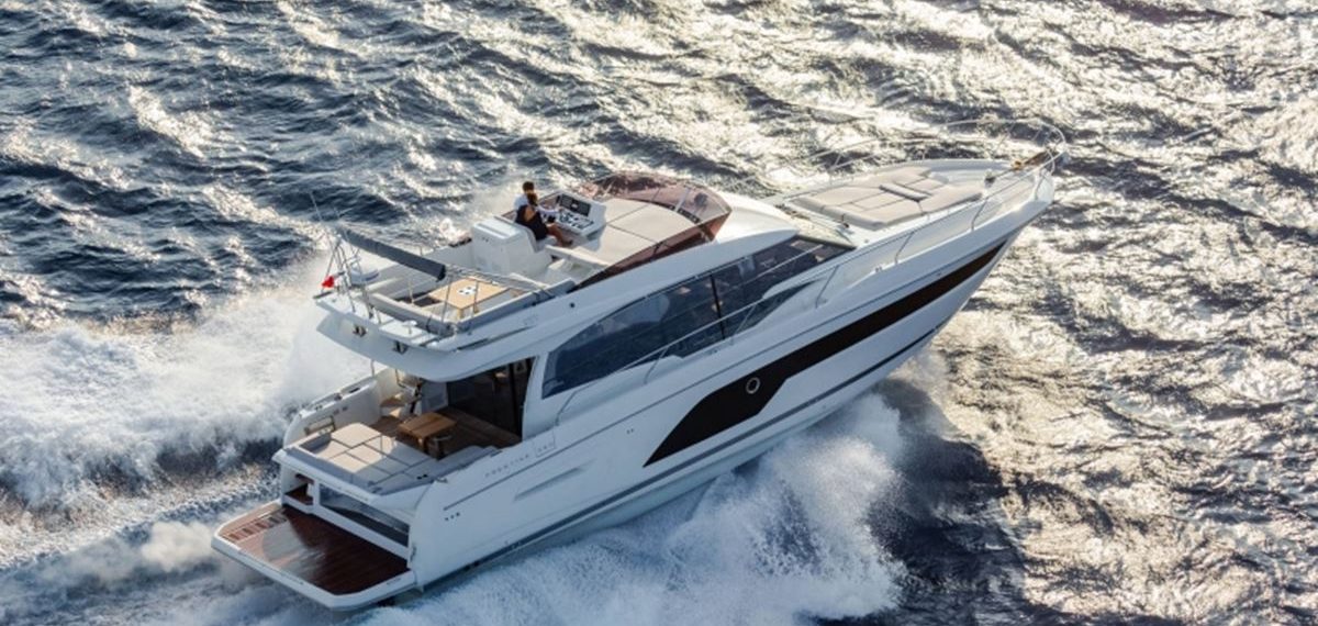 Prestige 590 Flybridge (4)