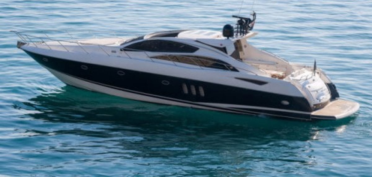 Sunseeker Predator 72 (1)