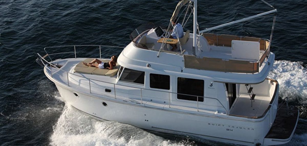 Swift Trawler 34 Fly (4)